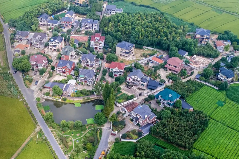鄉村振興的關鍵：先整合“地”以招徠“人”和“錢”